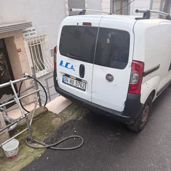 Bina Girişi ECA Aracının Engellemesi Ve Personelin Saygısız Tavrı