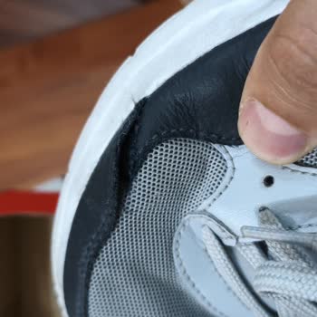Deichmann’da Üretim Hatası Ve Müşteri Sorumluluğu İddiaları Güvenimizi Sarsıyor