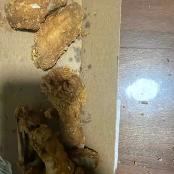 Bayat Tavuk, Eksik Sos Ve İletişim Sorunu İçin İade Talebi