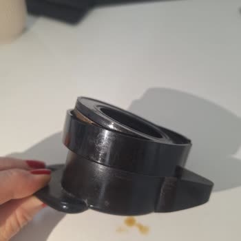 Kapsül Tutucu Parçasının Çatlaması Ve Ücretsiz Parça Talebi