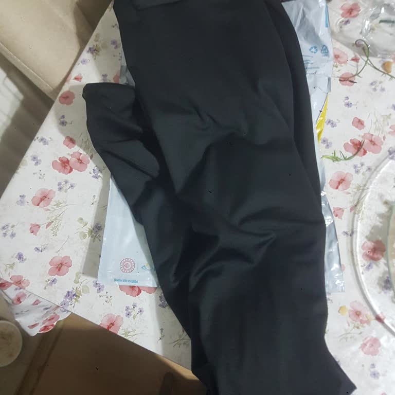 Siparişte Eksik Pantolon İçin İade Talebi