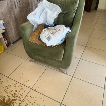 Hasarlı Ve Eksik Kedi Maması, İdefix Müşteri Hizmetlerinden Cevap Bekliyor