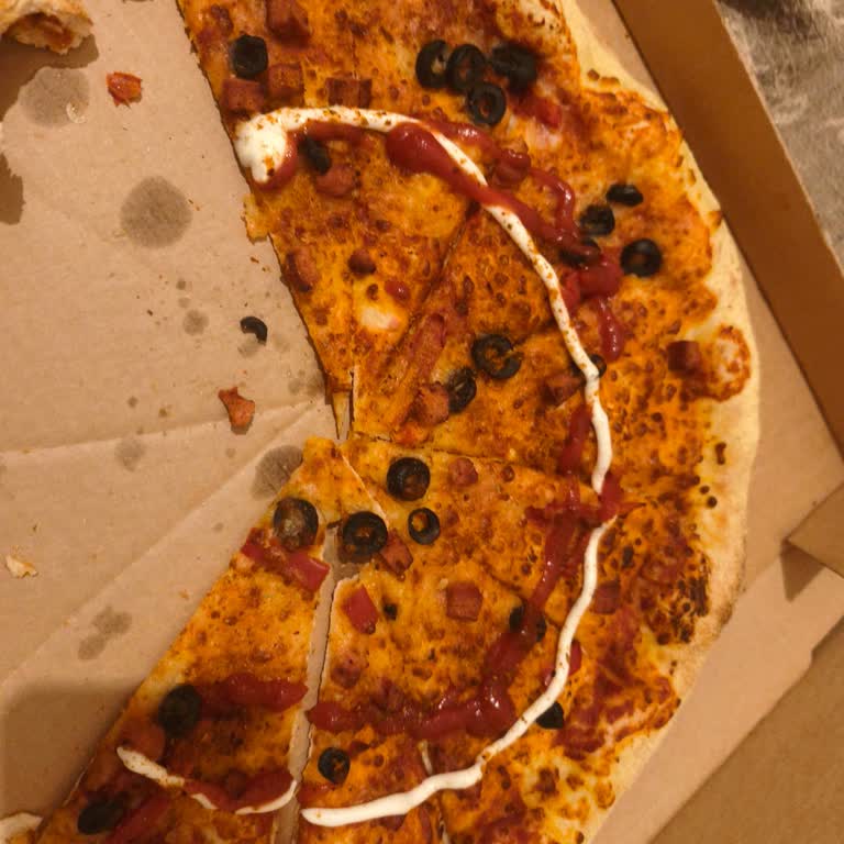 Domino's'ta XL İtaliano Pizza Malzeme Eksikliği