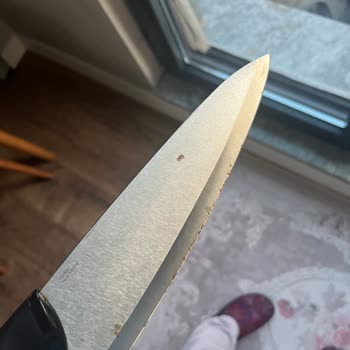 Tefal Chef Bıçağının Paslanmaz Çelik Olmasına Rağmen Kısa Sürede Paslanması