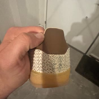 Satın Aldığım Kot Pantolonun Boyası Ayakkabımı Boyadı