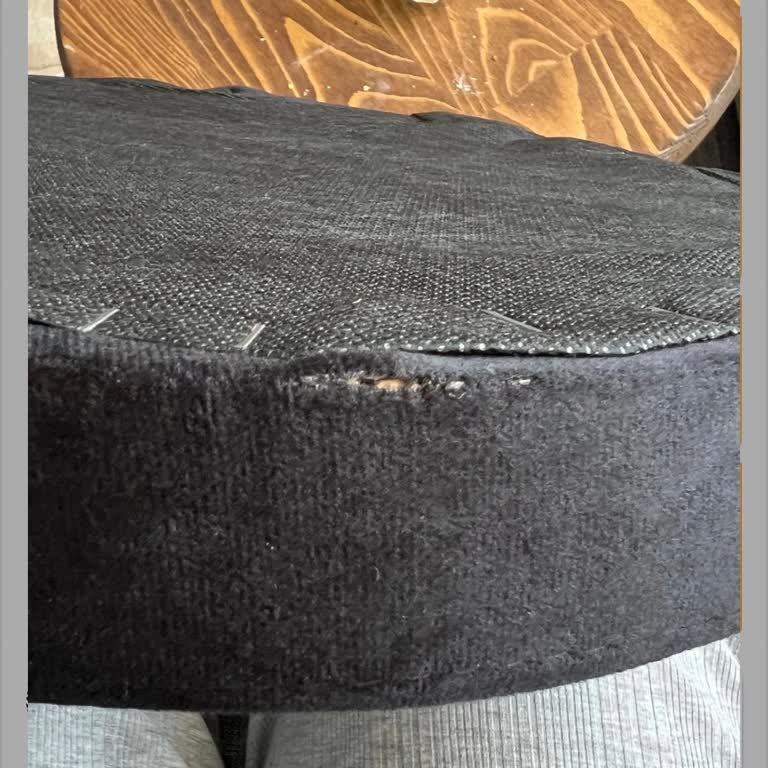 Yırtık Sandalye, Kayıp Kargo Ve Ek Ücret Talebi