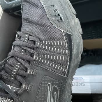 Skechers Ayakkabısının Kısa Sürede Astar Yırtılması Ve Mağaza Çözüm Reddine Tepki