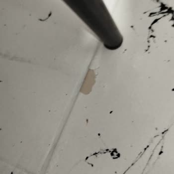 Vivaldi Sıvı Cam Boyasının Kısa Sürede Soyulması Ve Yeniden Uygulama Talebi