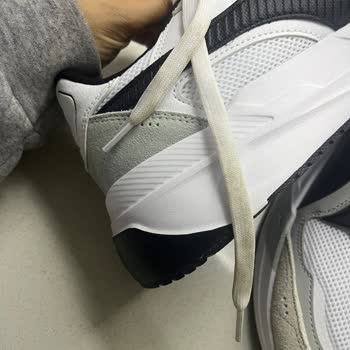 Kirli Ayakkabı Sıfır Ürün Sözüyle Gönderildi, Güvenim Sarsıldı