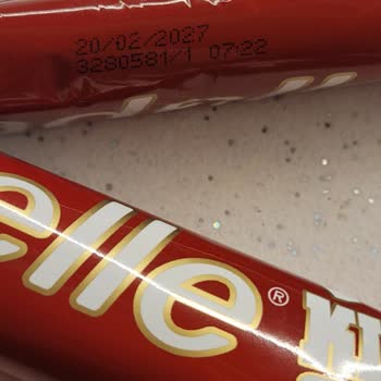 Tadelle King Çikolatalarında Bayat Ve Sert Kalite Şikayeti