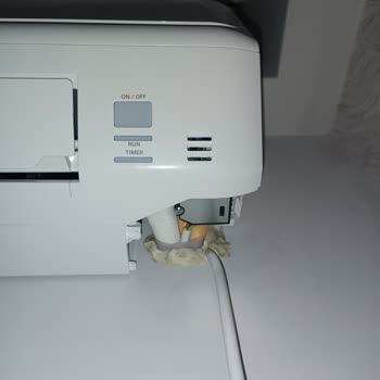 Yeni Klimada Kırık Plastik Kapak Ve 4 Ay Teslim Beklentisi