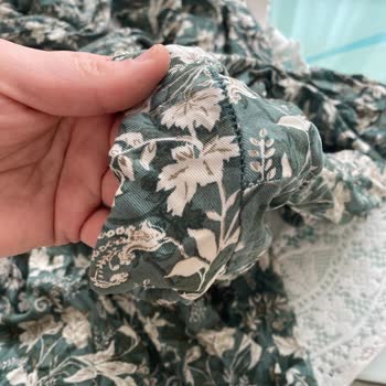 Özensiz Paketleme Nedeniyle Kırışık Elbise Teslimatı