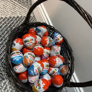 Kinder Sürpriz Yumurtalarında Tekrarlanan Ve Kalitesiz Oyuncaklar