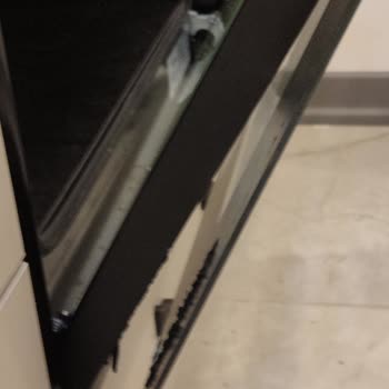 Alpina Ankastre Fırın Camı Sorunu Ve Sürekli Servis Gecikmesi