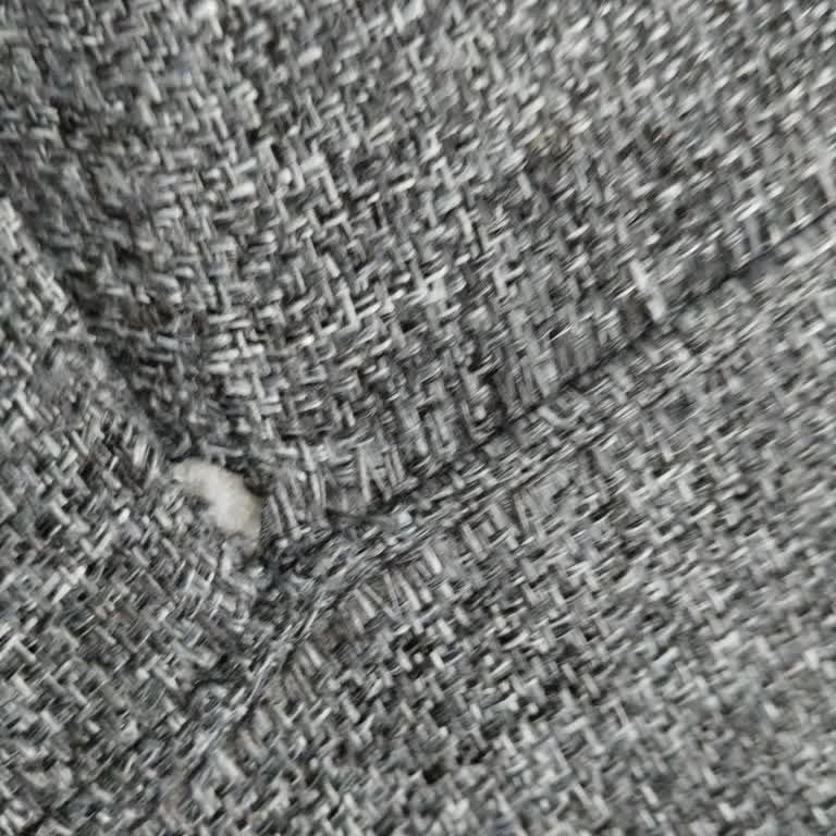 Ayıplı Koltuk Takımı İçin Tam Değişim Talebi