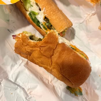 Bozuk Ve Bayat Subway Sandviç Menüsü, İade Talebi Ve İlgisizlik Şikayeti