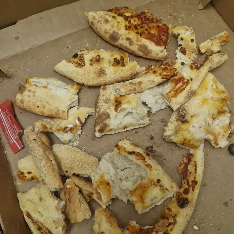 Kalın Hamur Ve Eksik Malzeme Nedeniyle İade Talebi