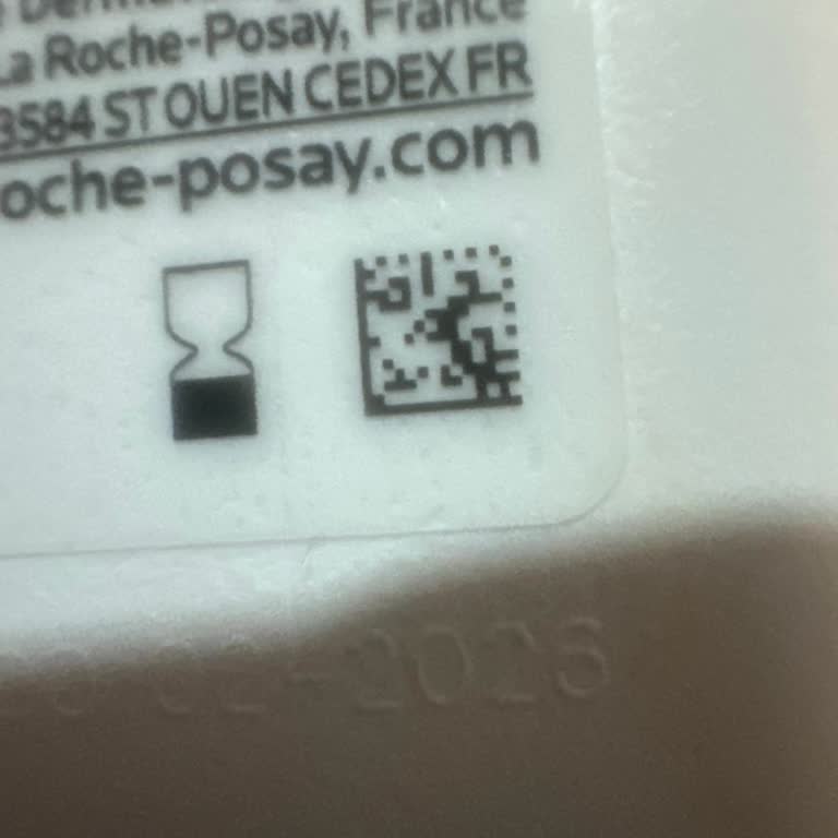Orijinal Olmayan La Roche Posay Güneş Kremi Cilde Kaşıntı Ve Sağlık Riski Oluşturdu