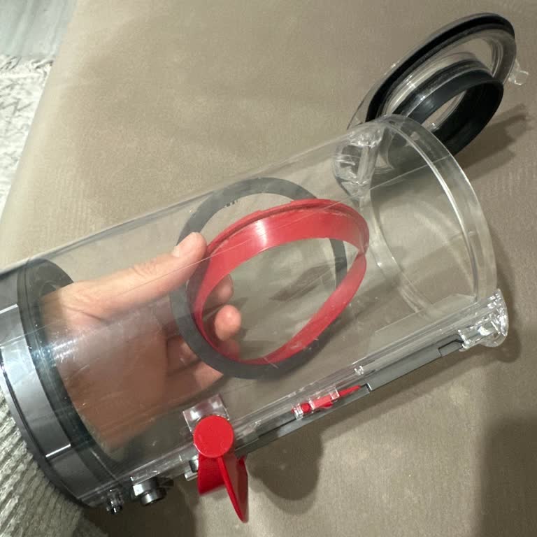 Dyson V15 Toz Haznesi Halkaları Kendi Kendine Çıktı Garanti Kapsamında Ücretsiz Değişim Talebi