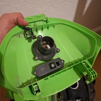 Arçelik S6260 Süpürge Hortum Kapağı Menteşi Kırıldı Yedek Parça Talebi