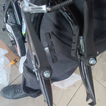 Hepsiburada'dan Gelen Çocuk Bisikleti Hasarlı, Ücretsiz Parça Değişimi Talep Ediyorum