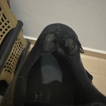 UA Infinite Pro Modelinde Tekrarlayan Topuk Yastıklama Aşınması Ve Yetersiz Müşteri Hizmeti