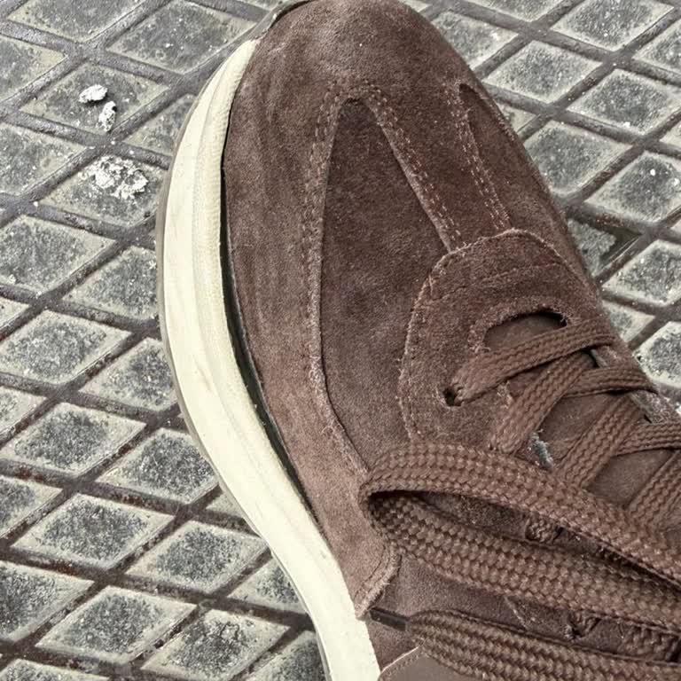 Ayakkabının Tabanı Kısa Sürede Ayrıldı, Mağazanın Hatalı Onarımı Ve Cevapsız Desteği