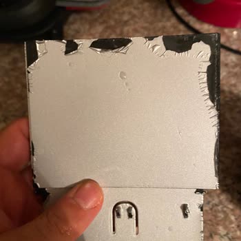 Philips Ev Aletleri Alt Hazne Kapağındaki Soyulma İçin Garanti Kapsamında Parça Değişimi Talebi