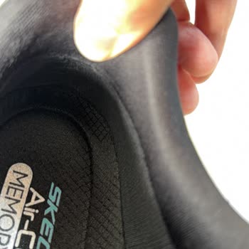 Skechers Ayakkabısının İç Astarı Altı Ayda Yırtıldı Ve Amazon Yardımsız Kaldı