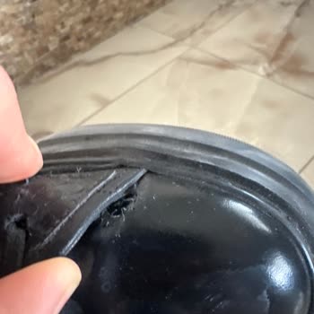 Valmenti Ürünün Dikiş Yırtılması Ve Cevapsız Müşteri Hizmetleri