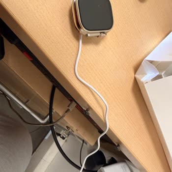Biteknosaat Şarj Almayan Replika Apple Watch Ultra 2 Ve Satıcıdan Yanıt Yok