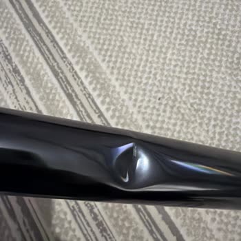 Dyson V15 Parçalar Çabuk Yıpranıyor Ve Borusu Çizik Ve İç Gömülü Şekilde Geri Gönderildi