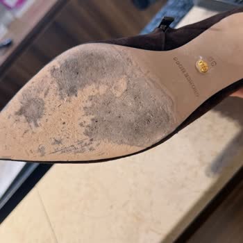 Divarese Su Aldıktan Şişen Ve Delik Açan Ayakkabıda Değişim Reddi Ve Tamirat Sonrası Kalitesiz Ürün