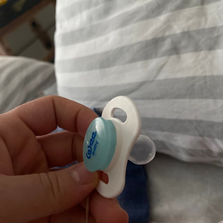 Emzik Ters Dönüş Ve İçindeki Kıl: Hijyen Endişesi