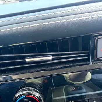 Garanti Kapsamındaki Orta Konsol Klima Menfezlerinin Tek Taraflı Kırılması Ve Servisin Reddi