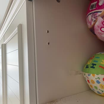 Gardırop Kapak Sorunu 40 Gün Servis İhmaline Karşı Müşteri Şikayeti