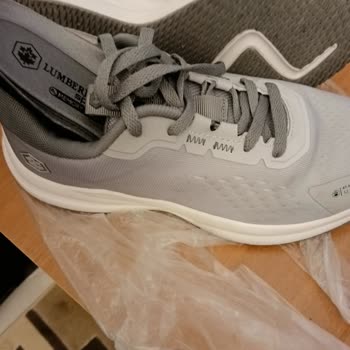 FLO Ayakkabısının Tabani İlk Gün Çıktı, Çocuğum Ağrı Çekti