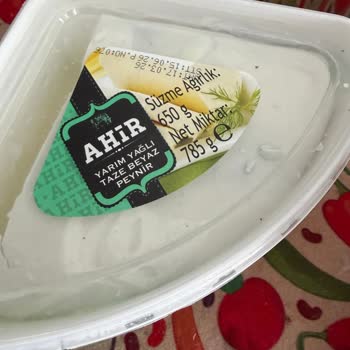 Denizli A101 Şubesinde Bozulmuş Peynir Satışı, Ücret İadesi Talebi