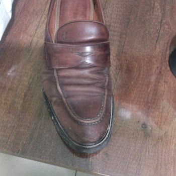 Kundura Ayakkabının Hızlı Renk Solması Ve Mağaza İlgisizliği Nedeniyle Ücret İadesi Talebi