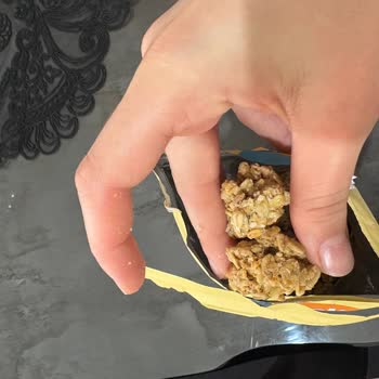 Burch Granola Ürününün Renk Ve Kıvam Sorunu Nedeniyle Tüketilemedi Ve Ziyan Oldu