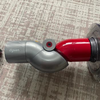 Garanti Kapsamındaki Dyson Süpürge Borusu Arızası İçin Ücretsiz Değişim Talebi