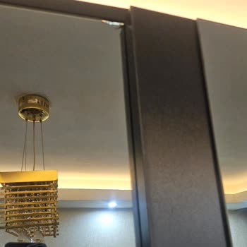 Eksik Parçalar Ve Montaj Hatası Nedeniyle Panel Kapıya Verilen Zarar