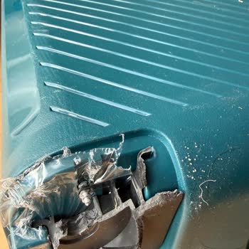 Bagajımın Tek Tekerleği Eksik Ve Tekrarlayan Hasarlar İçin Yetersiz Tazminat Teklifi