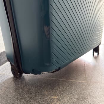 Bagajımın Tek Tekerleği Eksik Ve Tekrarlayan Hasarlar İçin Yetersiz Tazminat Teklifi