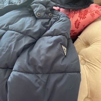 10 Bin Liralık Guess Montunun 4 Ayda Yırtılması Ve Mağazanın Kullanım Hatası İddiası