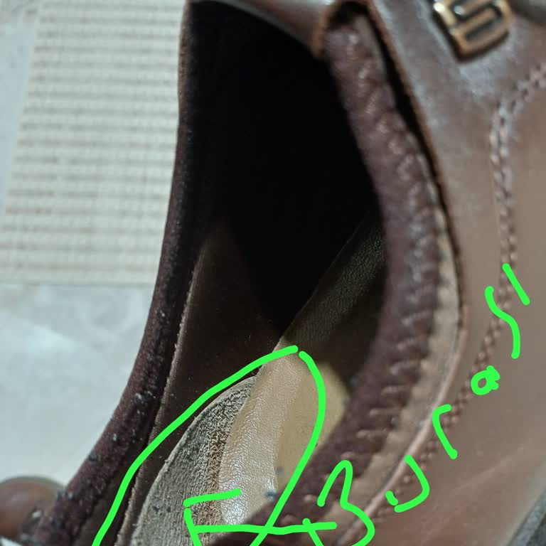 Aynı Model Ayakkabılarda Tekrarlayan Topuk Vurma Sorunu Ve Değişim Talebi