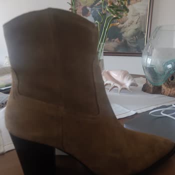 Tekrarlanan Yanlış Ürün Gönderimi Ve Kaba Müşteri Hizmetleri