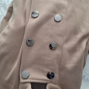 Defolu Elbise Ve Açıklamaya Uymayan Etek İçin Ücretsiz İade Talebi