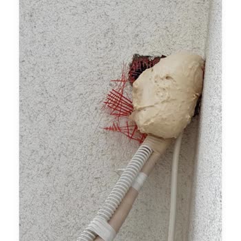 Arçelik Kliması Montajı Sonrası Duvar Ve Cephe Hasarı İçin Acil Onarım Talebi