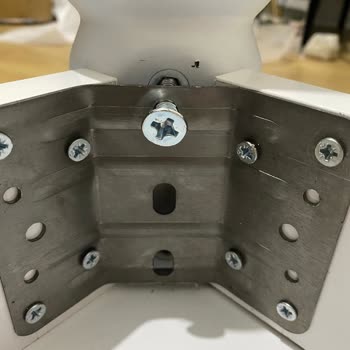 Masa Ayağı Sorunu Çözülmedi, Yanıltıcı Değişim Ve Güvenlik Riski